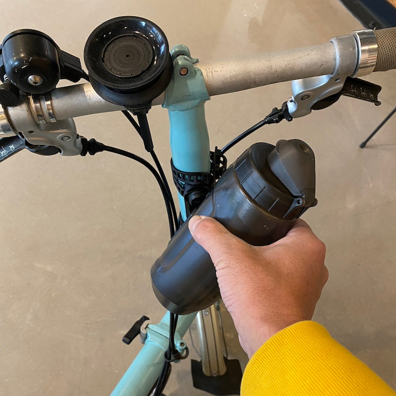 FIDLOCK取り扱いを始めたので早速BROMPTONにつけてみた