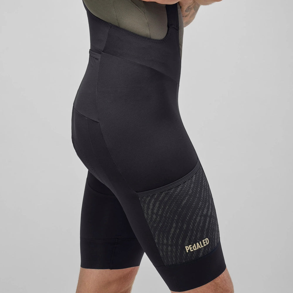 pedaled odyssey bib shorts ODYSSEY BIB SHORTS（BLACK） – COG TOKYO