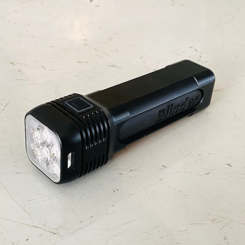 BLINDER 1300 FRONT BIKE LIGHT – COG TOKYO