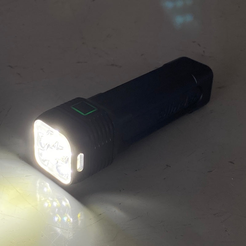 BLINDER 1300 FRONT BIKE LIGHT – COG TOKYO