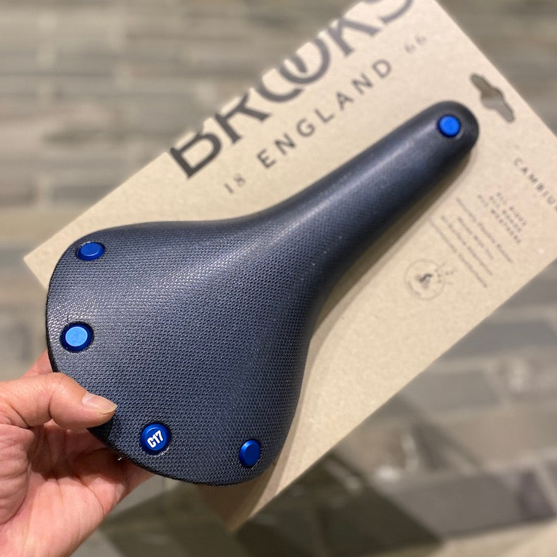 Brooks c17 denim 新品 454/1000限定No.入り Brooks c17 denim 新品 454/1000限定No.入り - メルカリ