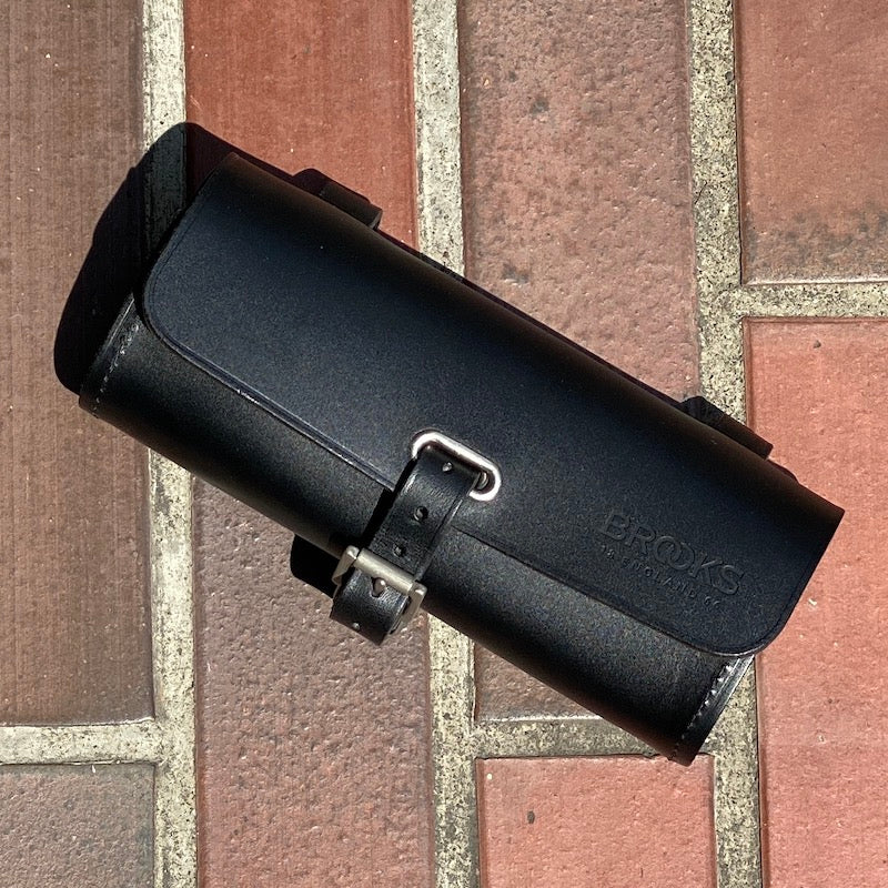 b7437-a07205-challenge-leather
