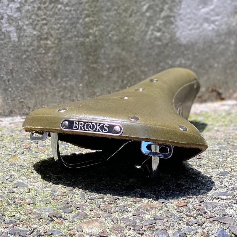 BROOKS ENGLAND 定番 B.17 レザーサドル デッドストック Brooks B17