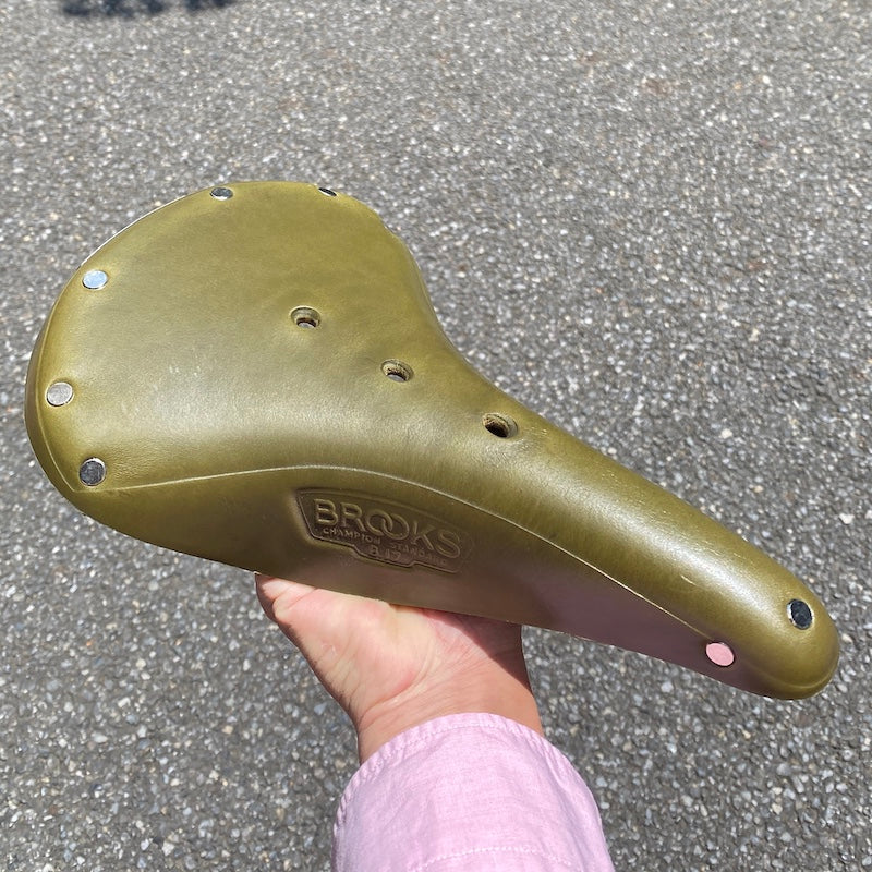 B17 CHROMEデッドストック（OLIVE GREEN - b）【SOLD OUT】 – COG TOKYO
